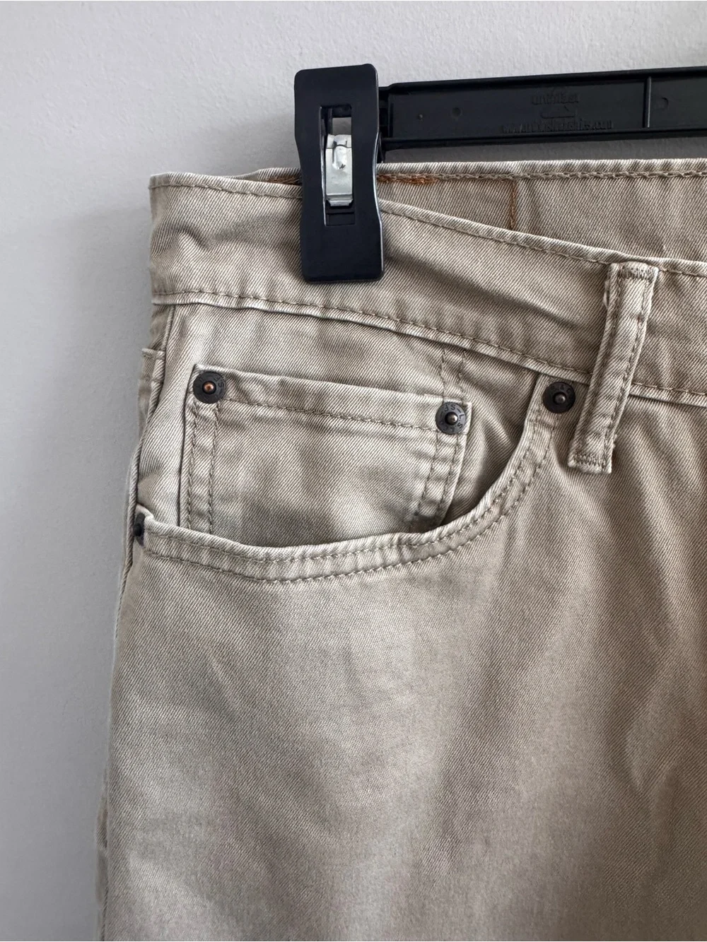 Levi’s 541 Athletic Taper Men’s Jeans W33 Khaki Beige Stretch Denim